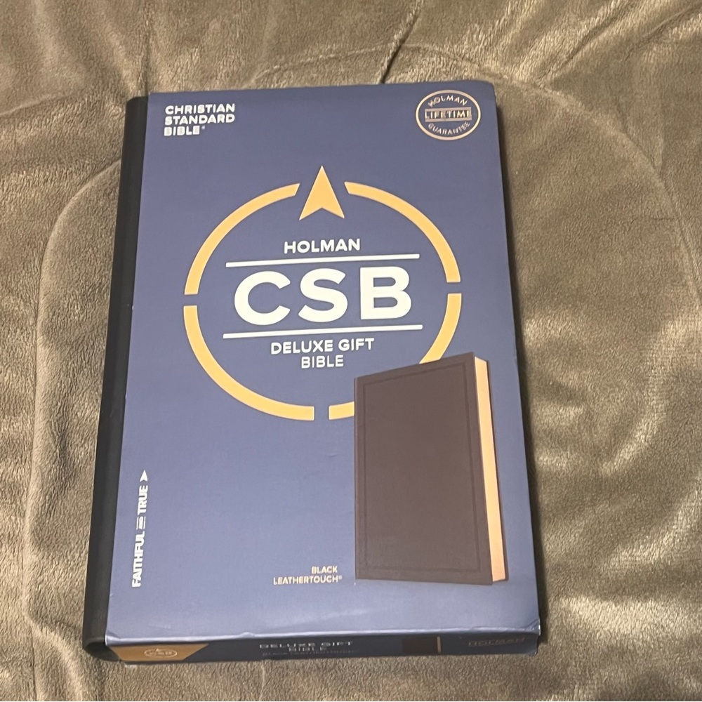 NWT Holman Christian Standard Bible Deluxe Gift Bible Black Leathertouch Cover